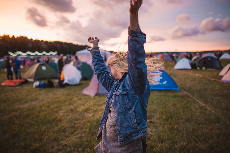 SHOWER IN A CAN'S ULTIMATE FESTIVAL SURVIVAL GUIDE